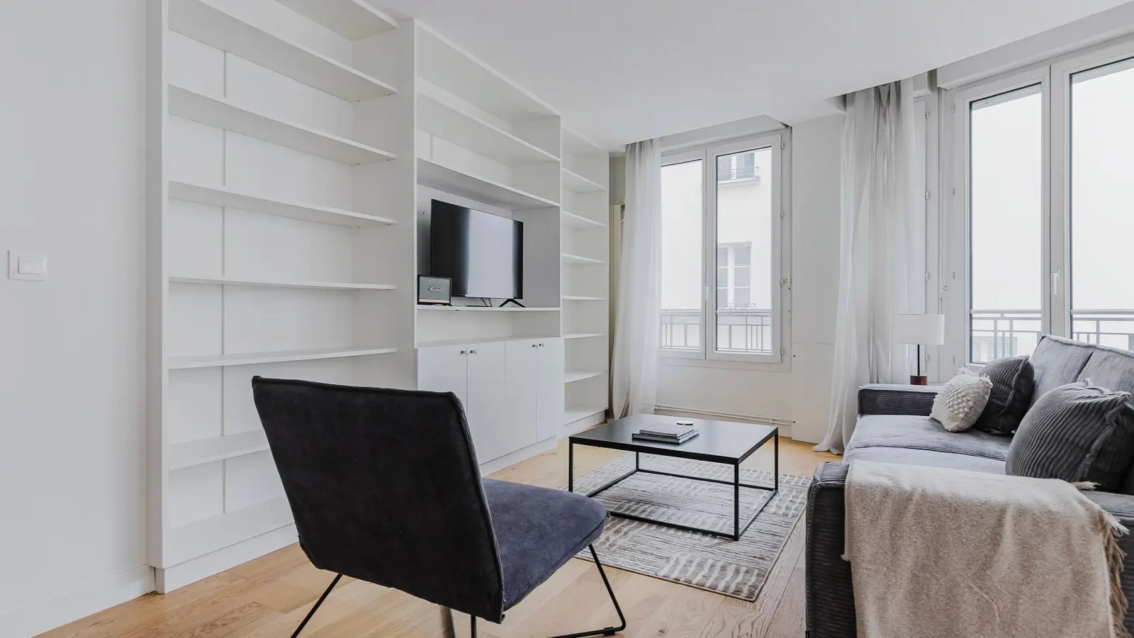 Flat Rue Saint-Sauveur in Paris