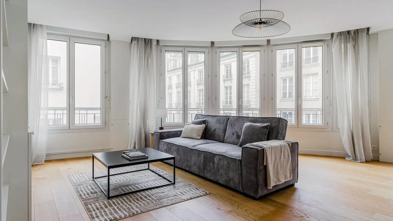 Appartement Rue Saint-Sauveur à Paris