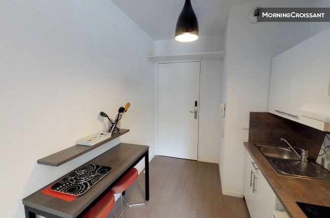 Flat Rue Jacqueline Auriol in Toulouse
