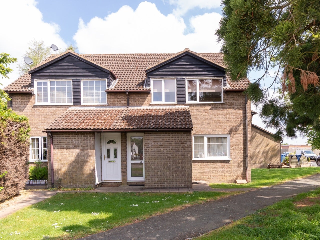 Flat West Perry in Huntingdonshire