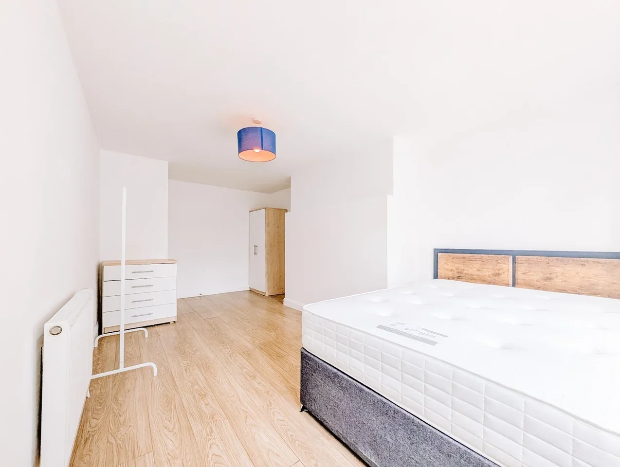 Flat Mount Pleasant Villas in Greater London