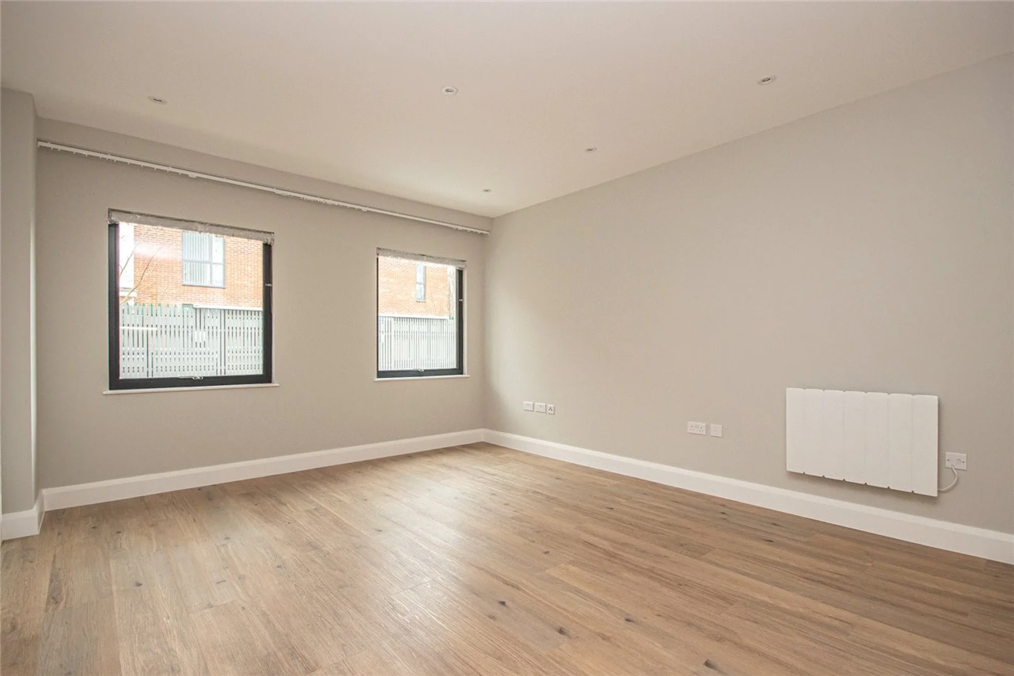 Flat Broadwater Road in Welwyn Hatfield