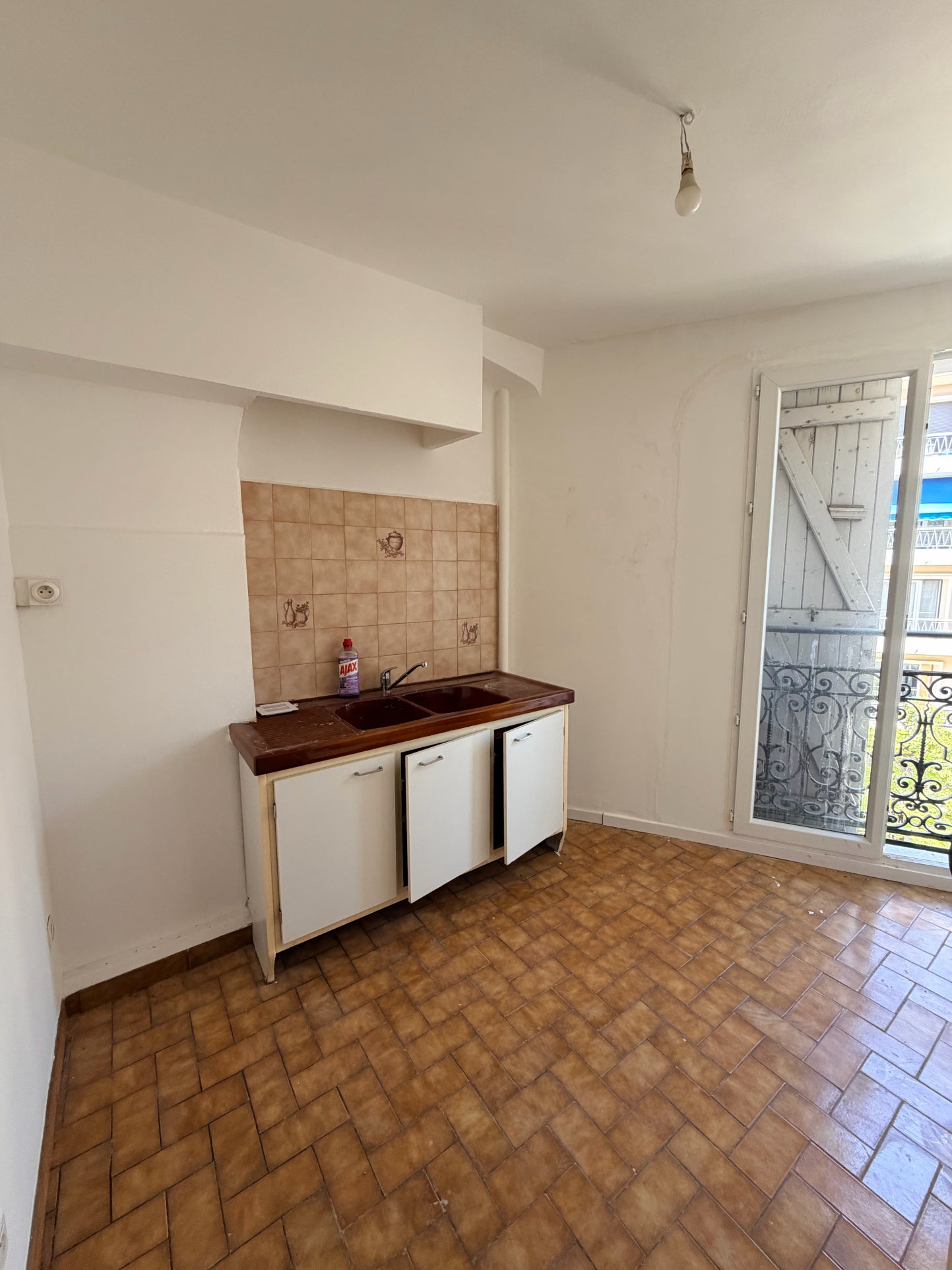Appartement Rue Henri Poincaré à Toulon