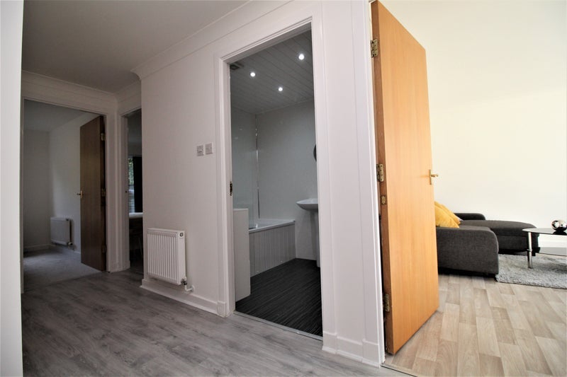 Flat Blanefield Gardens in Glasgow