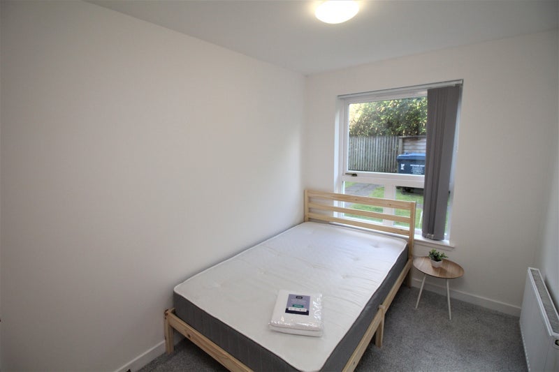 Flat Blanefield Gardens in Glasgow
