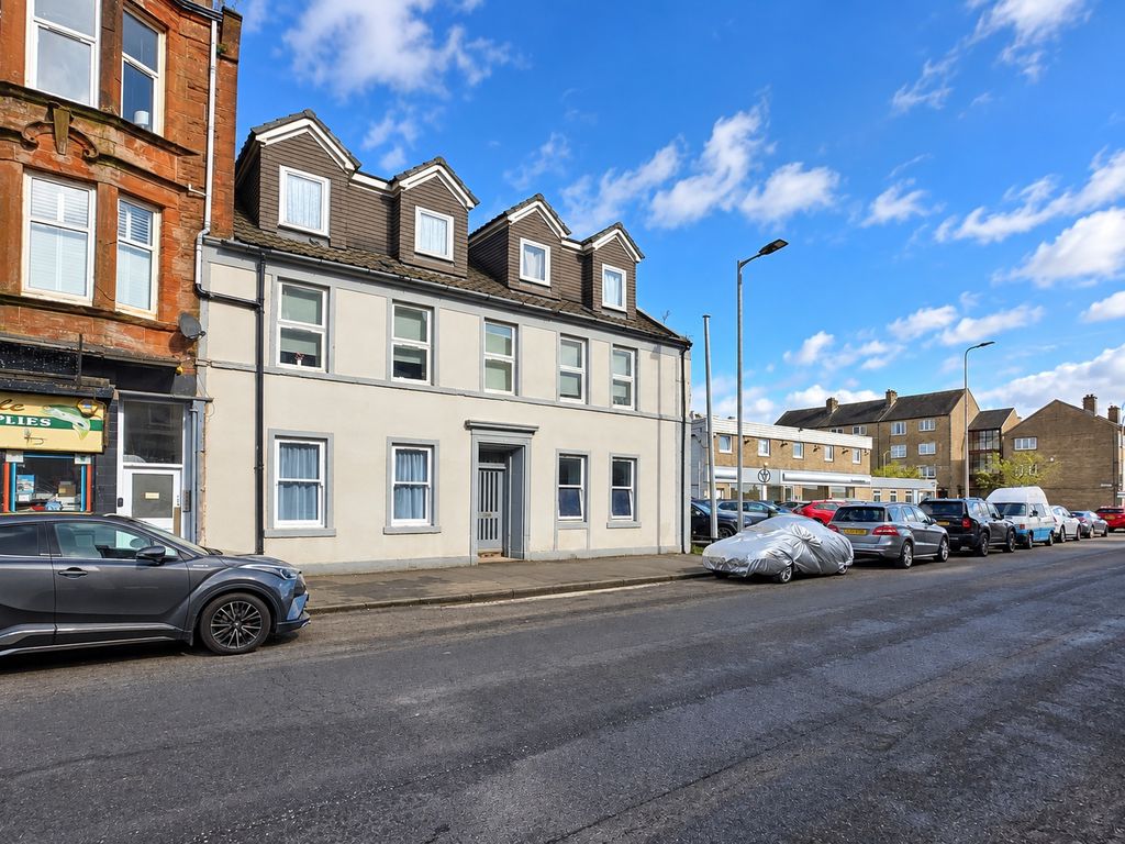 Flat East Clyde Street in Helensburgh