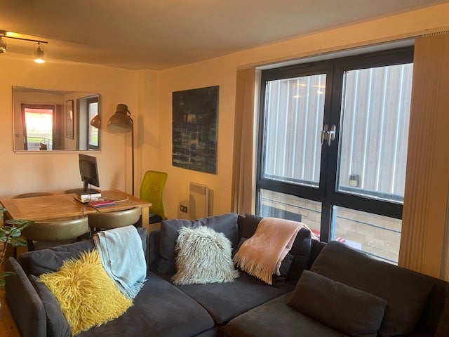 Room Oliver Road in Greater London