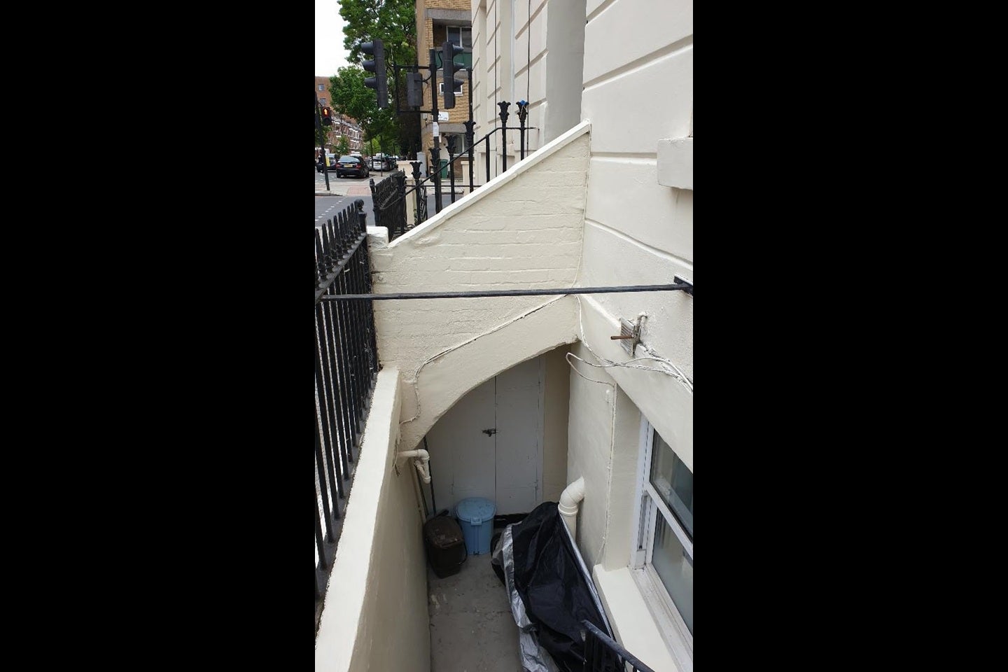 Flat Pratt Street in Greater London