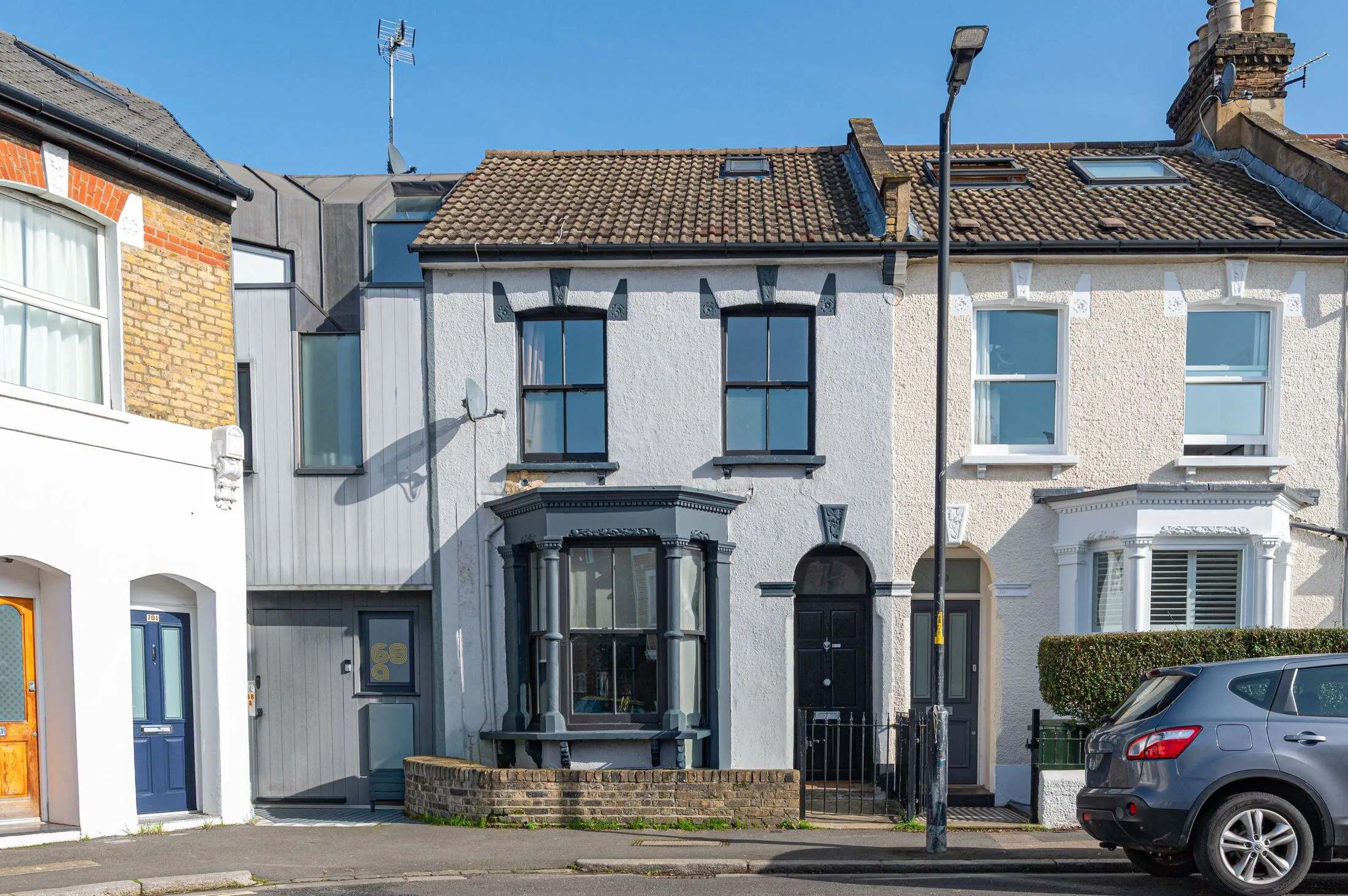 House Crawthew Grove in Greater London