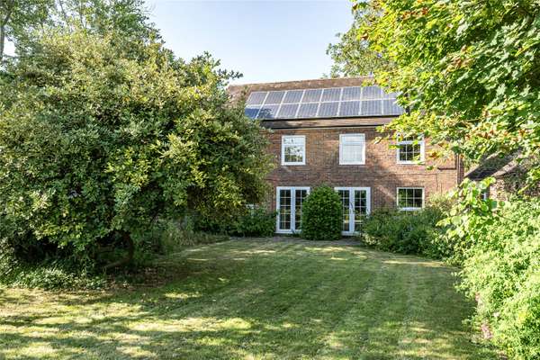 House Colebrook Street in Winchester