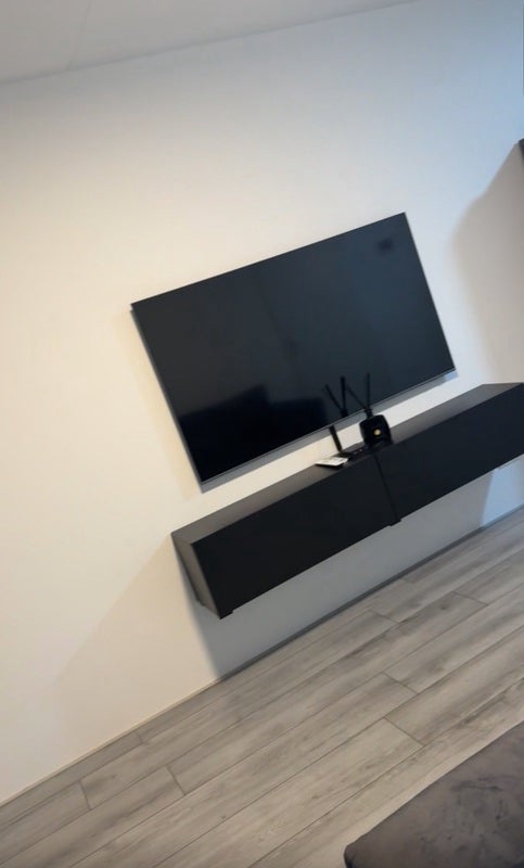 Flat Dijkmeerlaan in Amsterdam