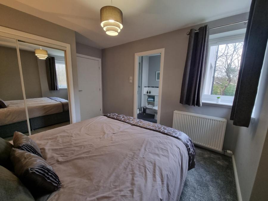 Flat Shaw Crescent in Aberdeen City