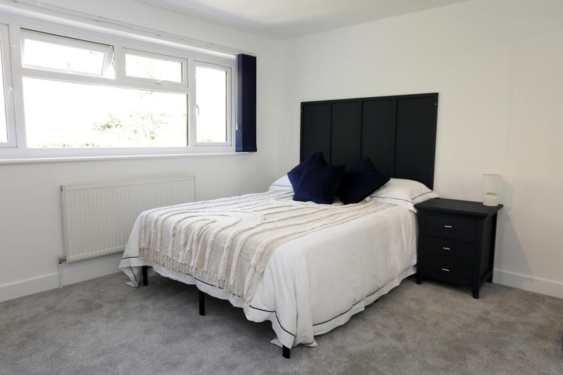 Room Trapham Road in Maidstone