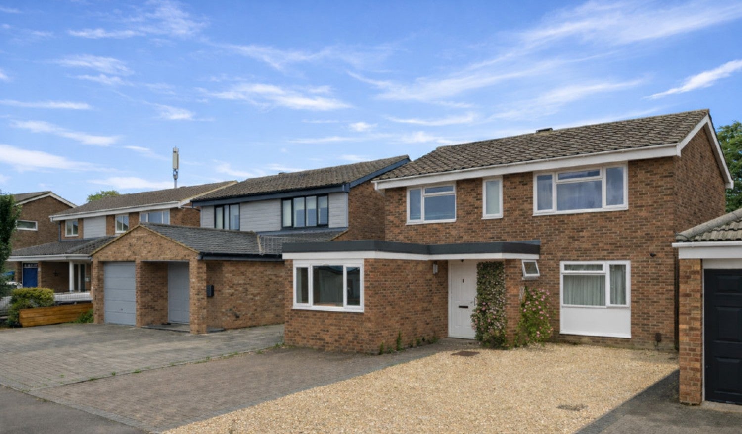 Flat Clovelly Way in Bedford