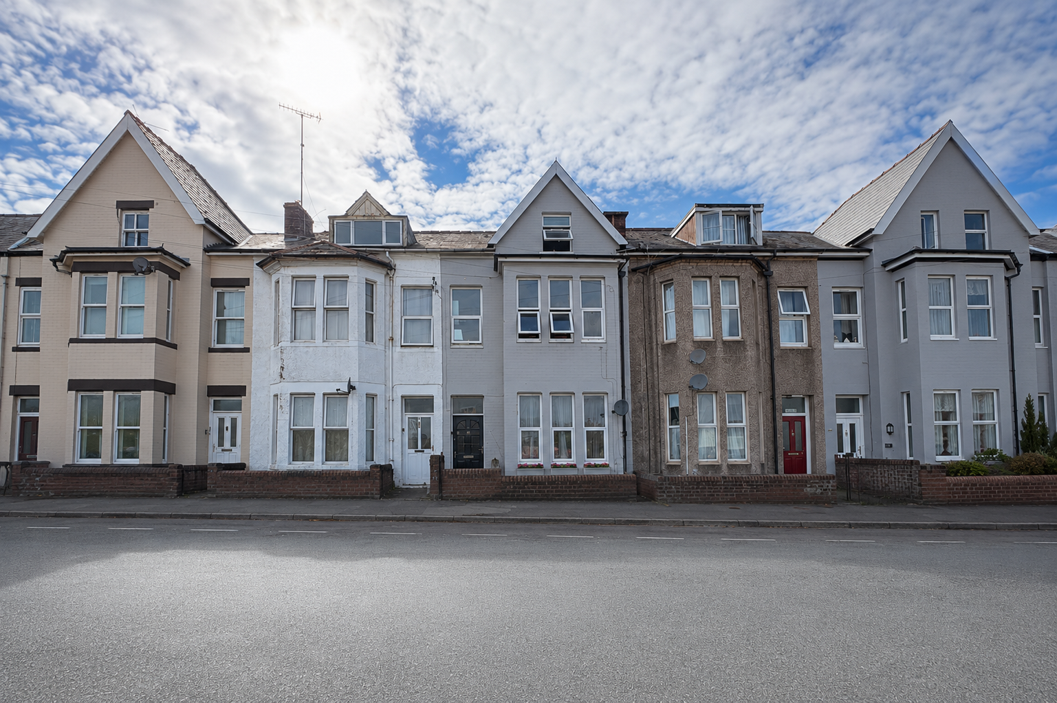 Flat Faulkner Road in Newport