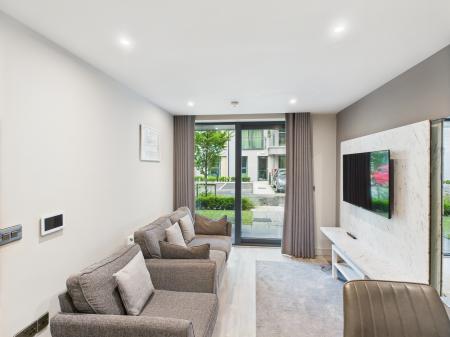 Flat Cairnburn Road in Belfast