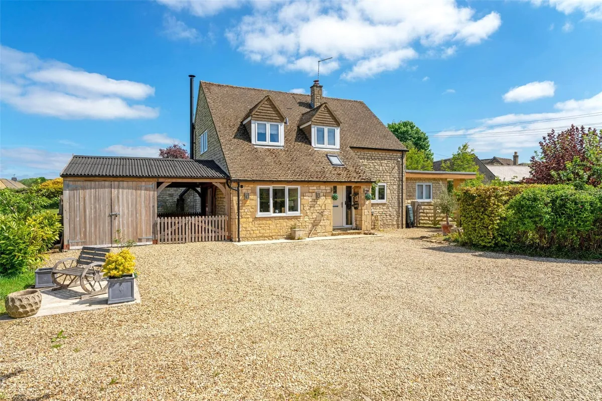 House Burford Road in Cotswold District