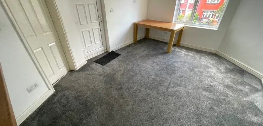 Flat Meldon Road in Manchester