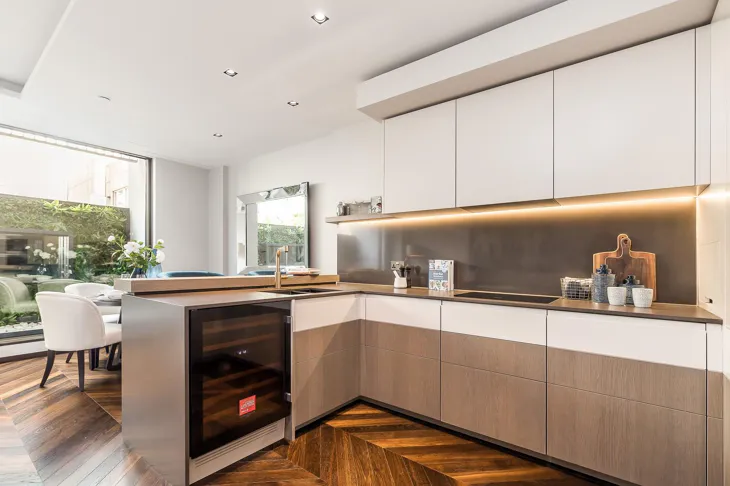 Flat Great Newport Street in City of Westminster