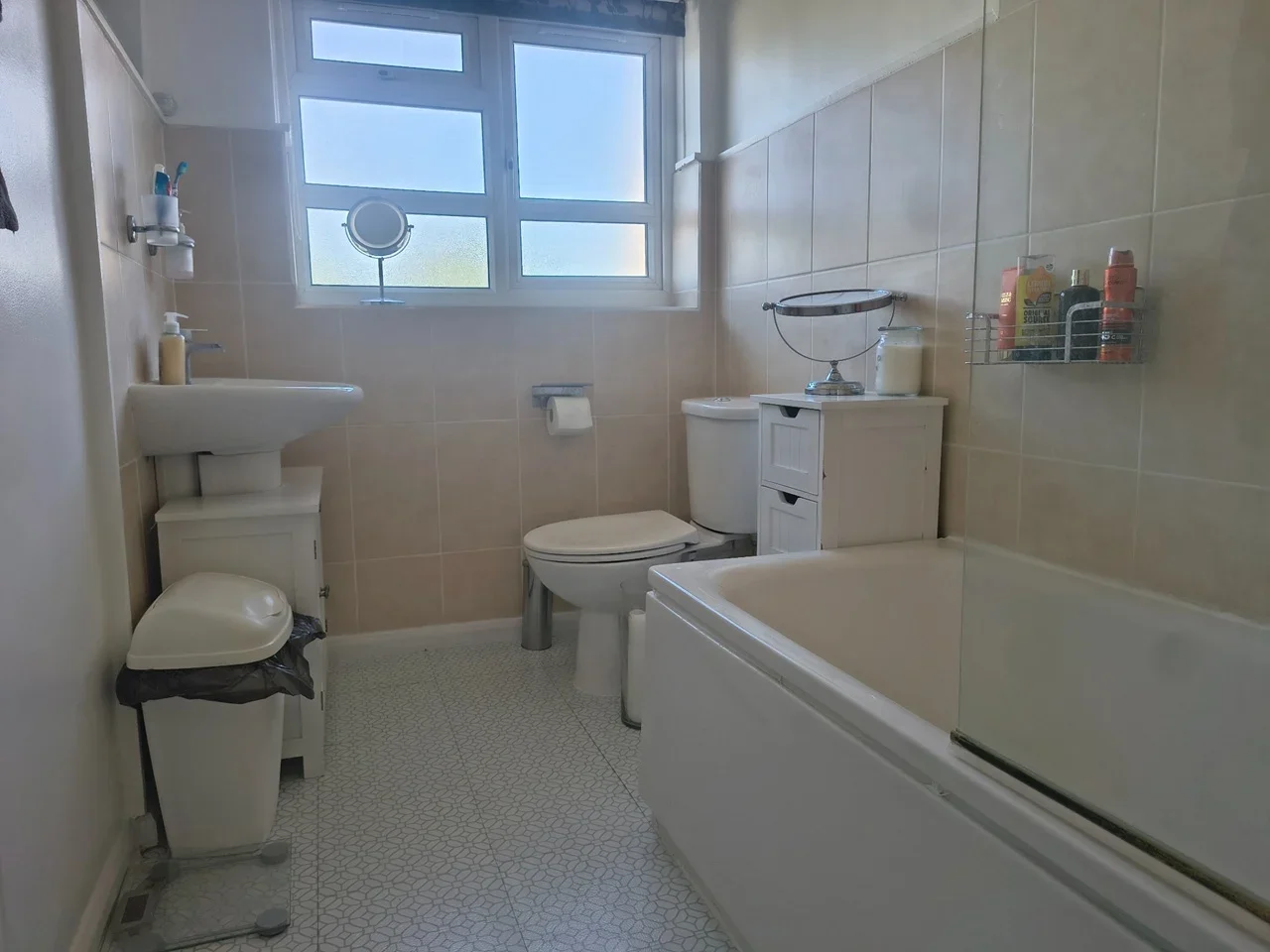 Flat Parr Court in Greater London