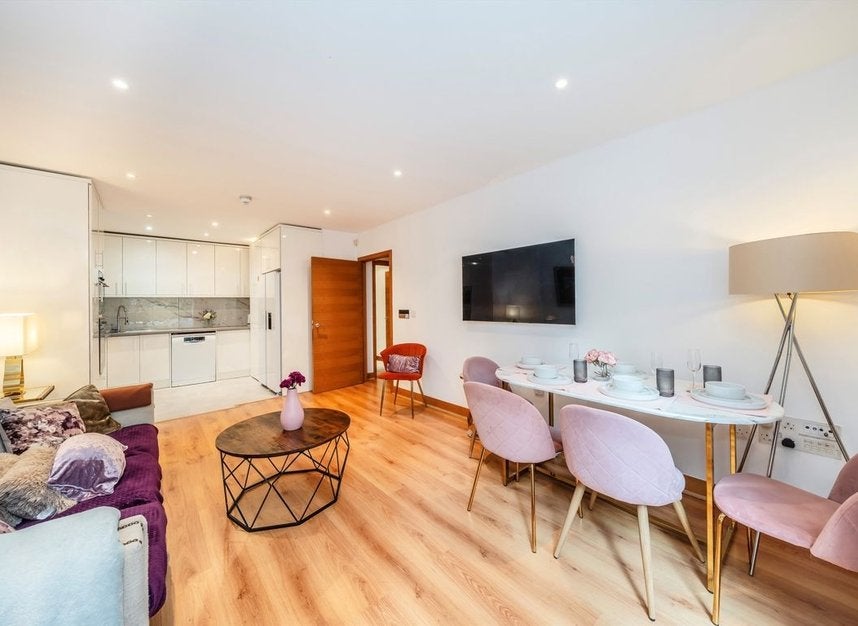 Flat John Islip Street in City of Westminster