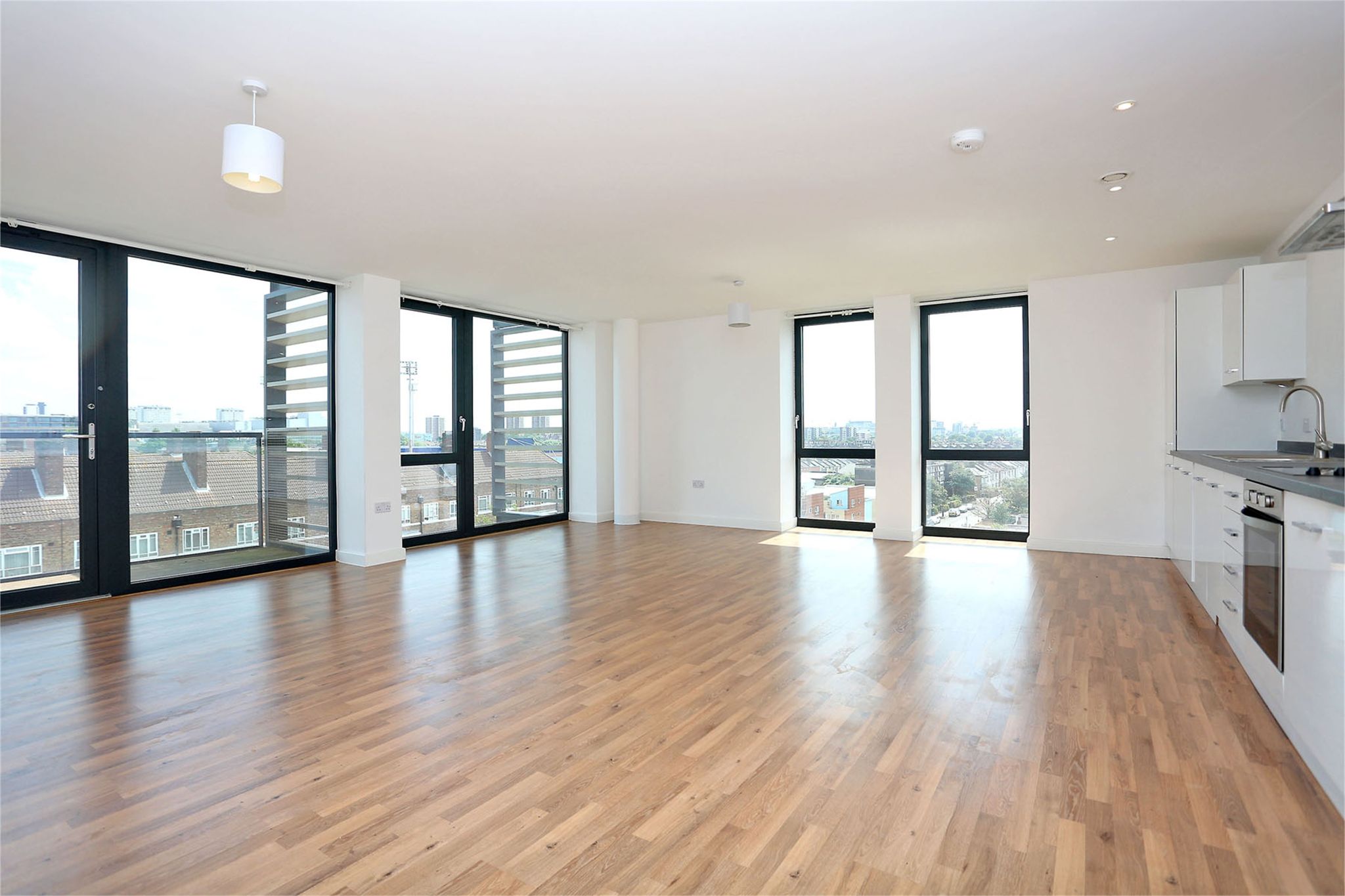 Flat Bloemfontein Road in Greater London