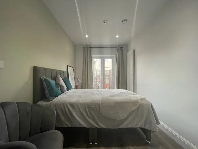 Room Torridon Road in Greater London
