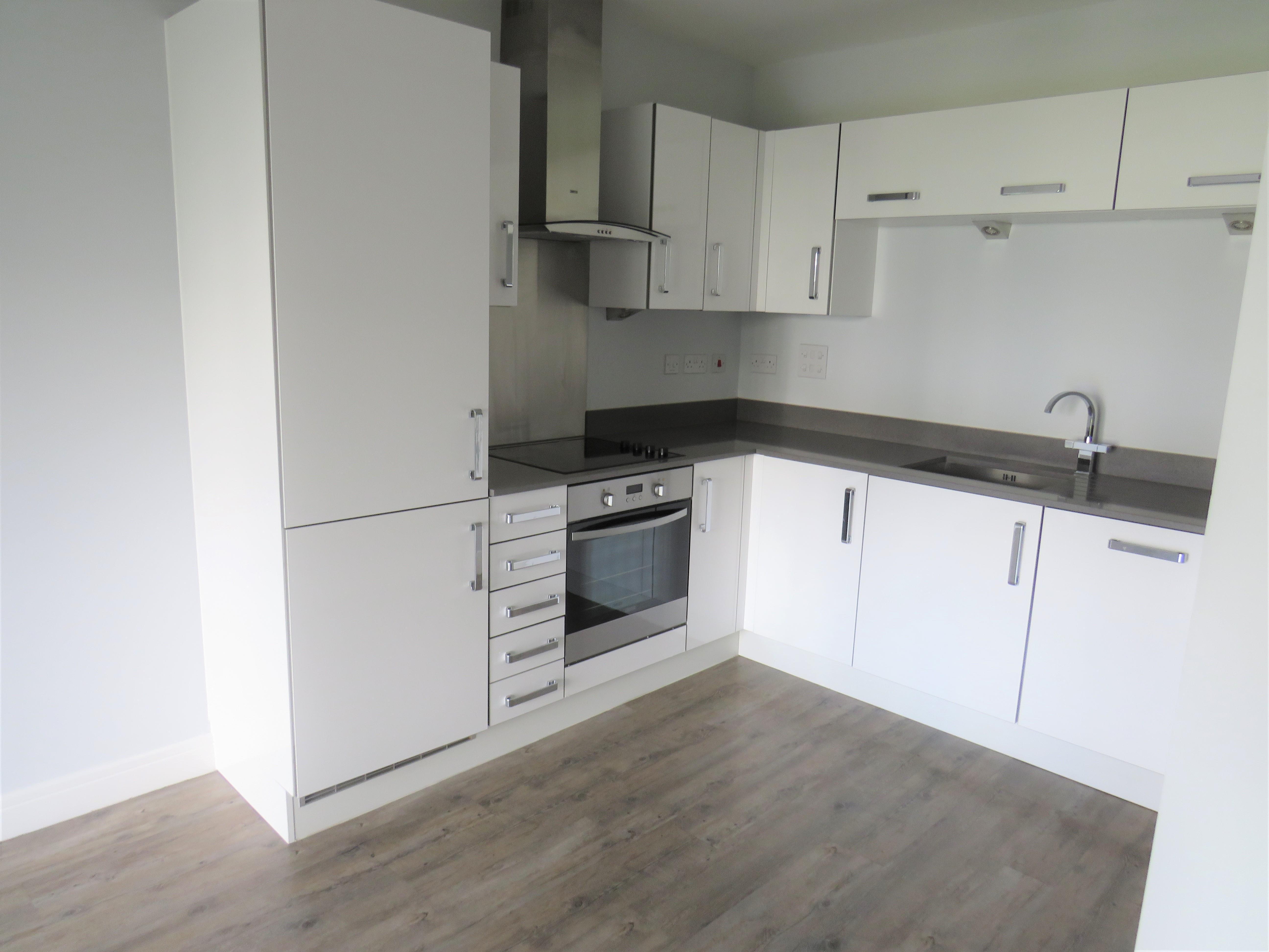 Flat Pearl Lane in Gillingham