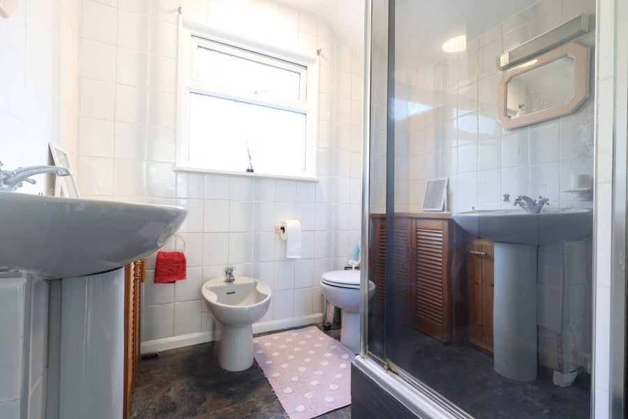 Room West Riding in St Albans