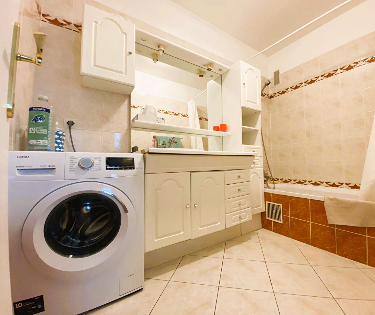 Flat Grande Rue Charles de Gaulle in Asnières-sur-Seine