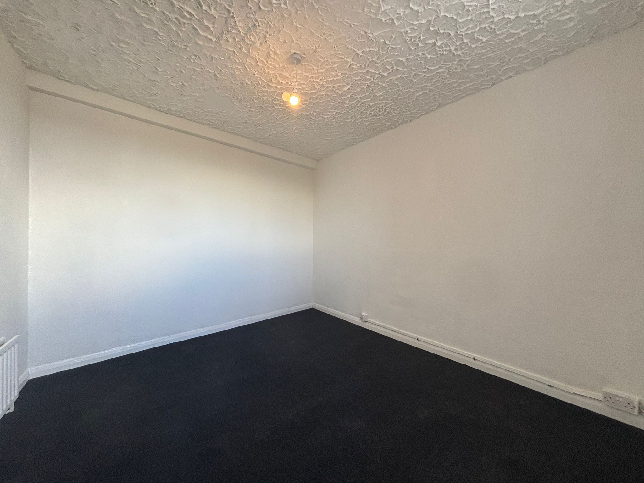 Flat Jubilee Crescent in Coventry