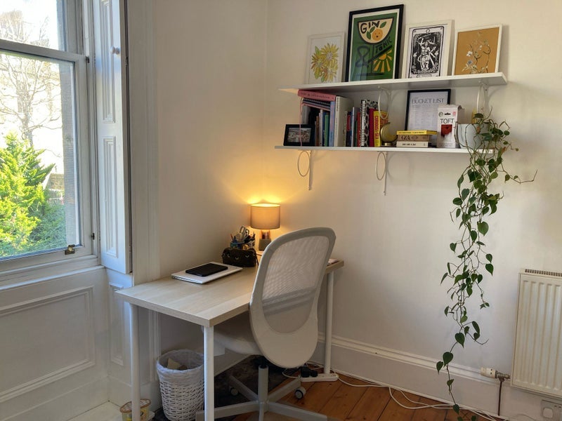 Room Blackwood Crescent in City of Edinburgh