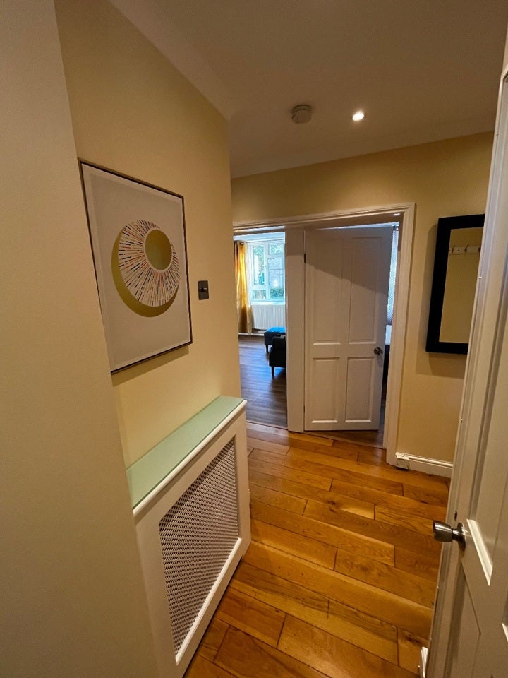 Flat Tulse Hill Estate in Greater London