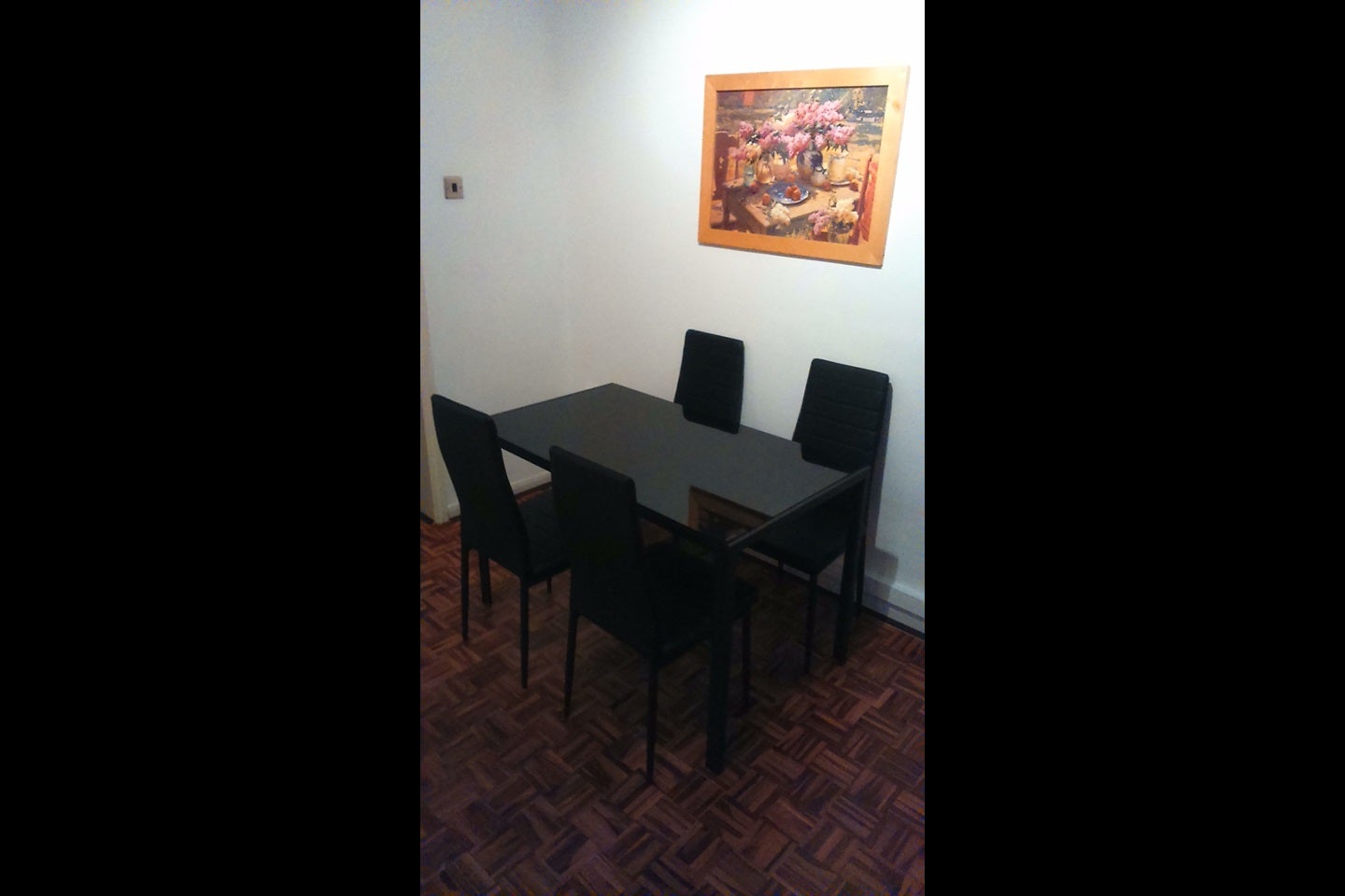 Flat Tulse Hill Estate in Greater London