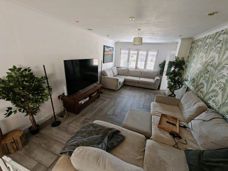 Room Tiverton Drive in Nuneaton and Bedworth