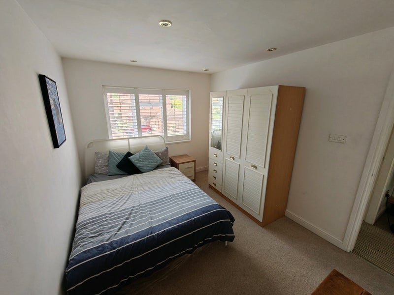 Room Tiverton Drive in Nuneaton and Bedworth