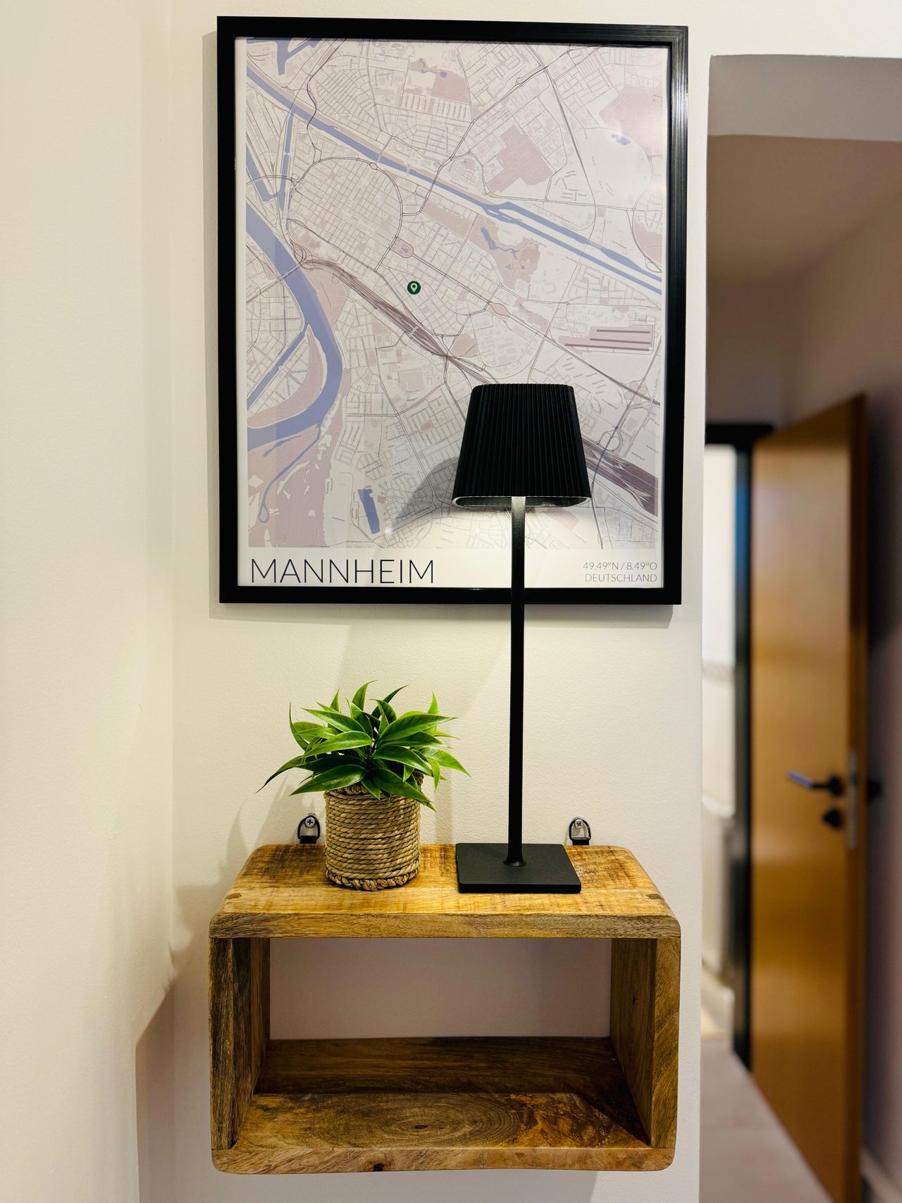 Wohnung Rheinhäuser Straße in Mannheim