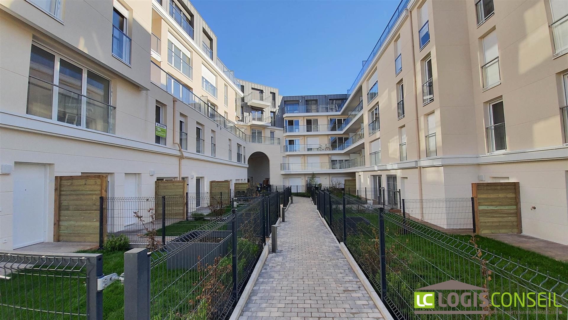 Appartement Avenue Roger Salengro à Châtenay-Malabry