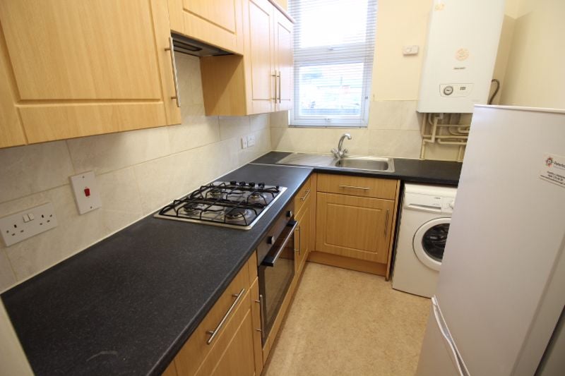 Flat Fletton Avenue in Peterborough