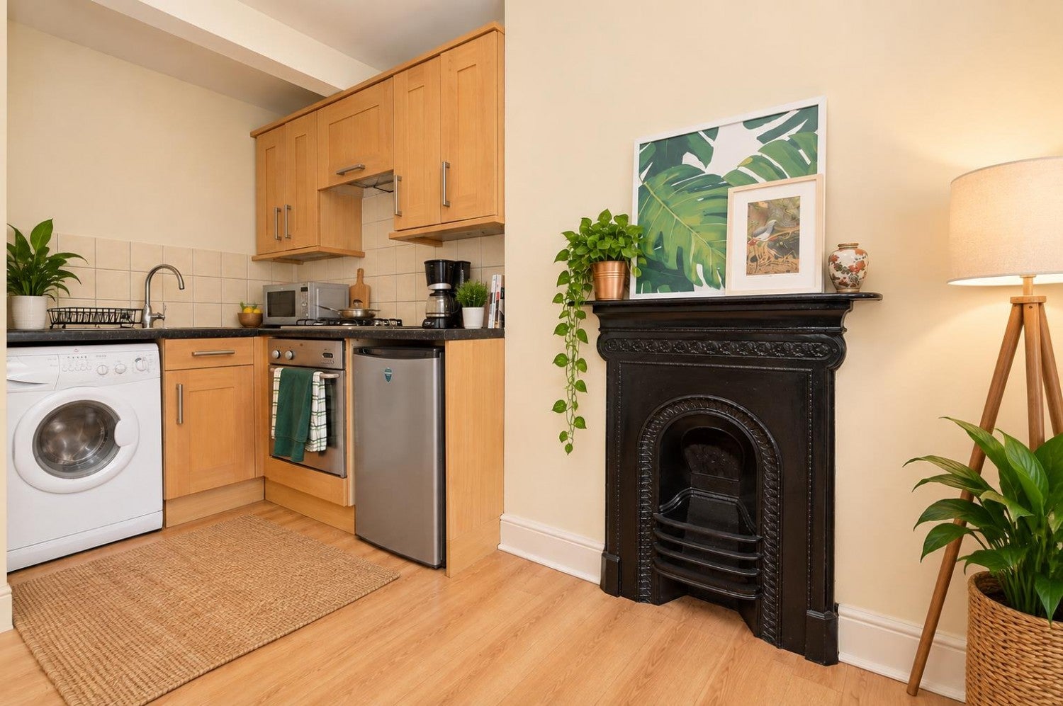 Flat Penton Street in Greater London