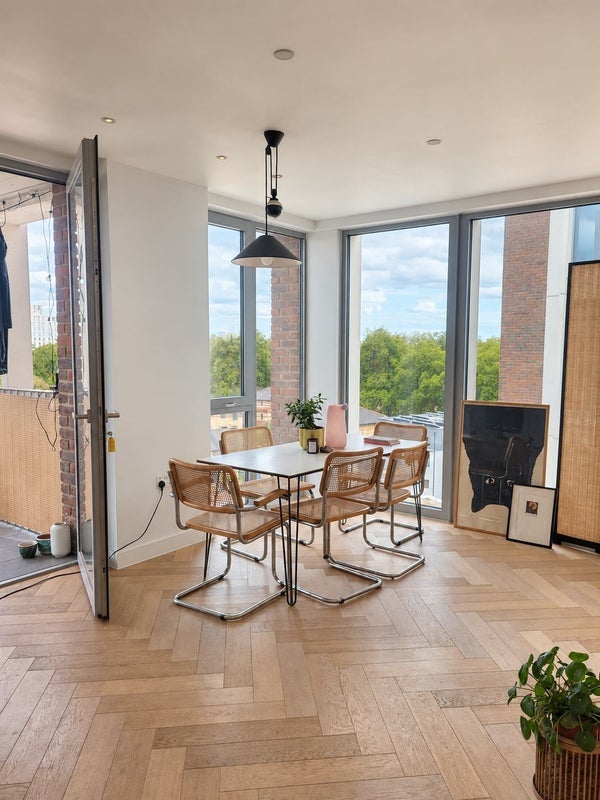 Room Maple Path in Greater London