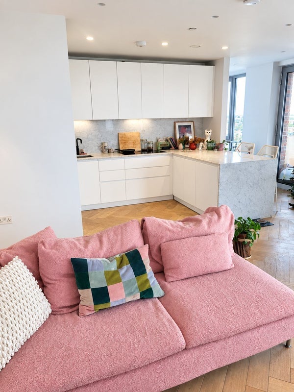 Room Maple Path in Greater London