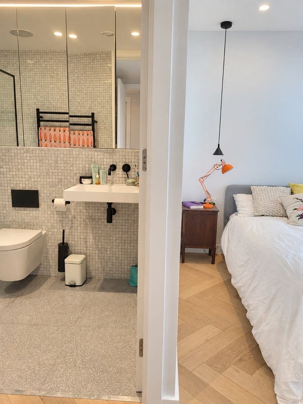 Room Maple Path in Greater London