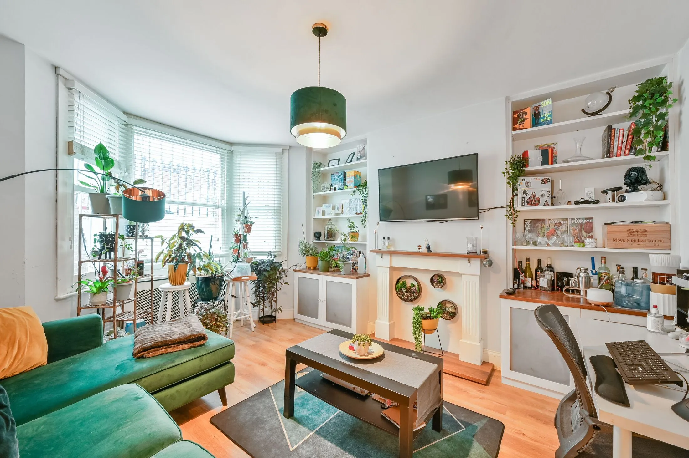 Flat Armadale Road in Greater London