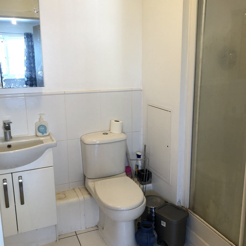 Room Chalvey Road East in Slough