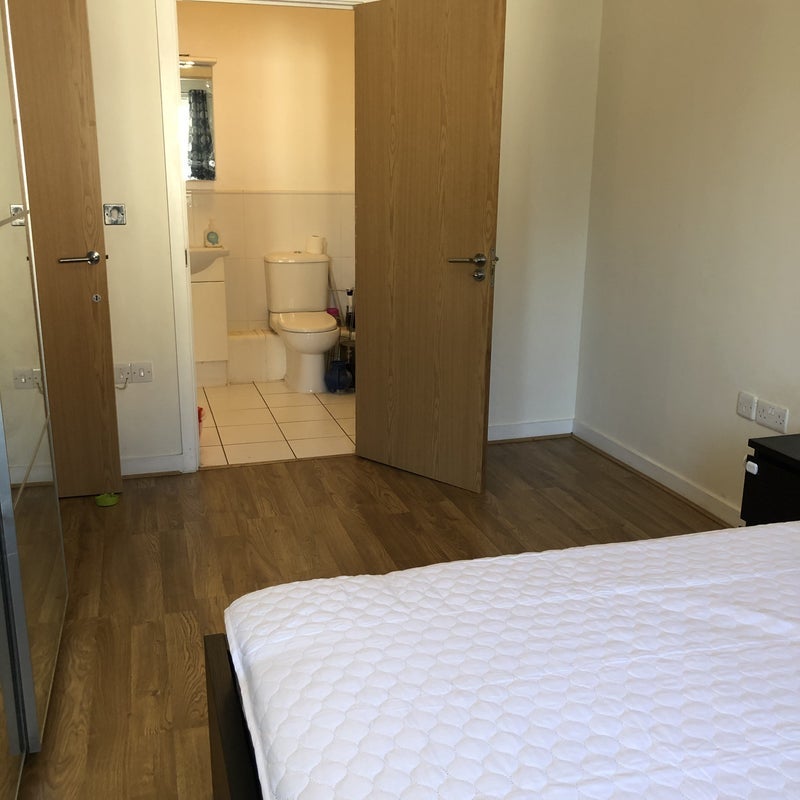 Room Chalvey Road East in Slough