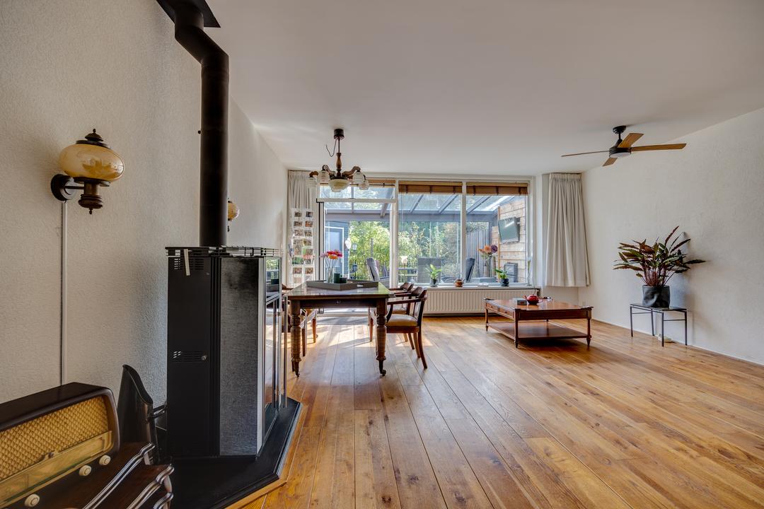 Hoekwoning te koop: Valkenhoeve 20, Leusden