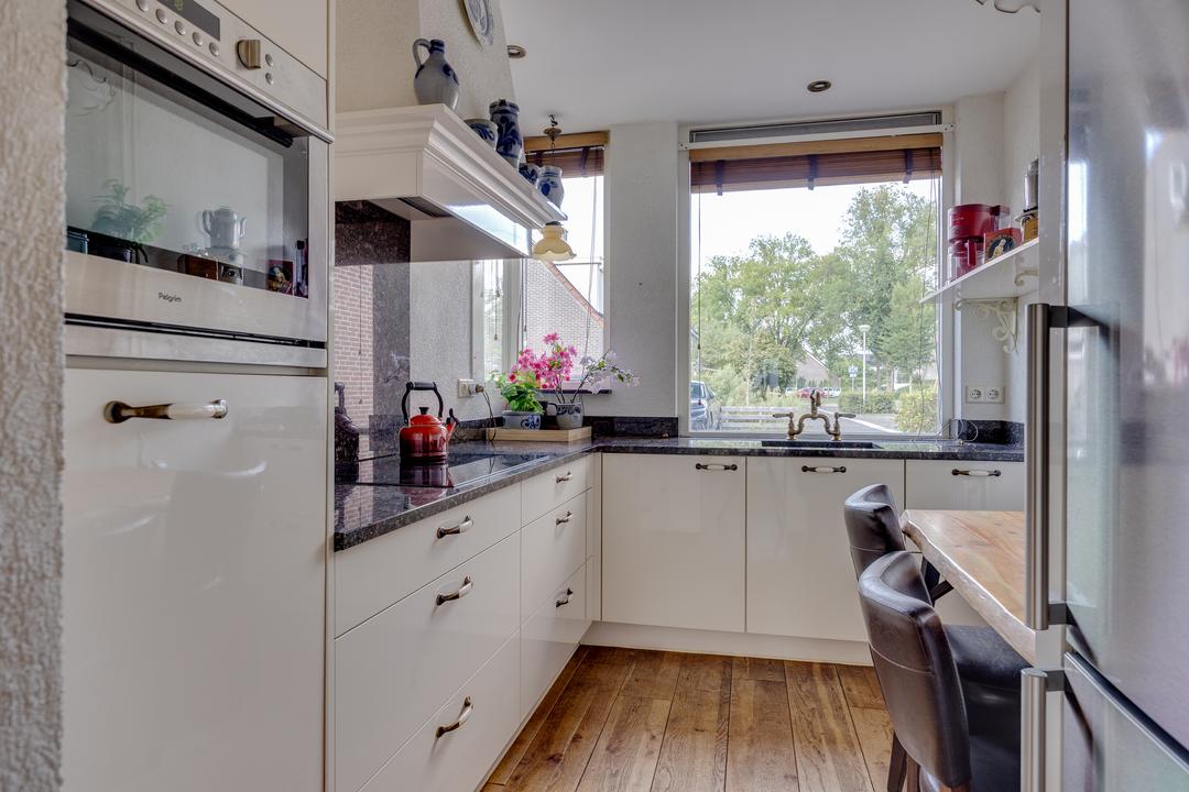 Hoekwoning te koop: Valkenhoeve 20, Leusden