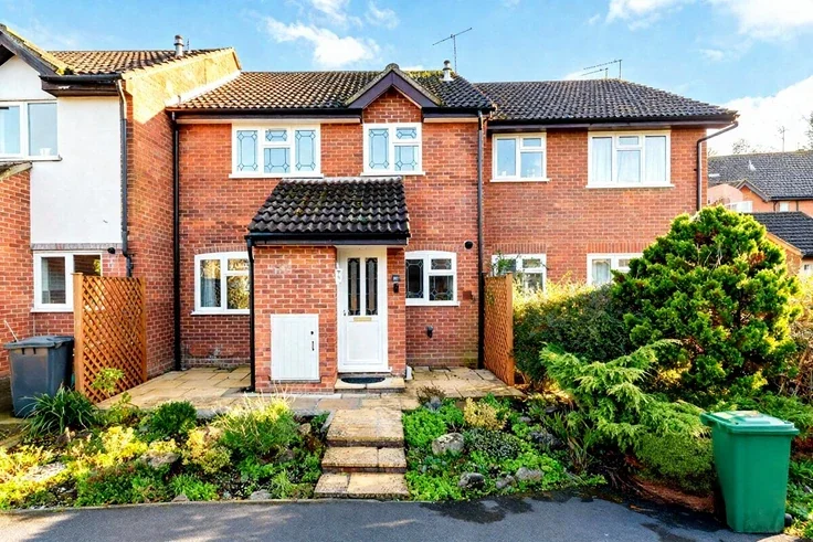House Clayhanger in Guildford