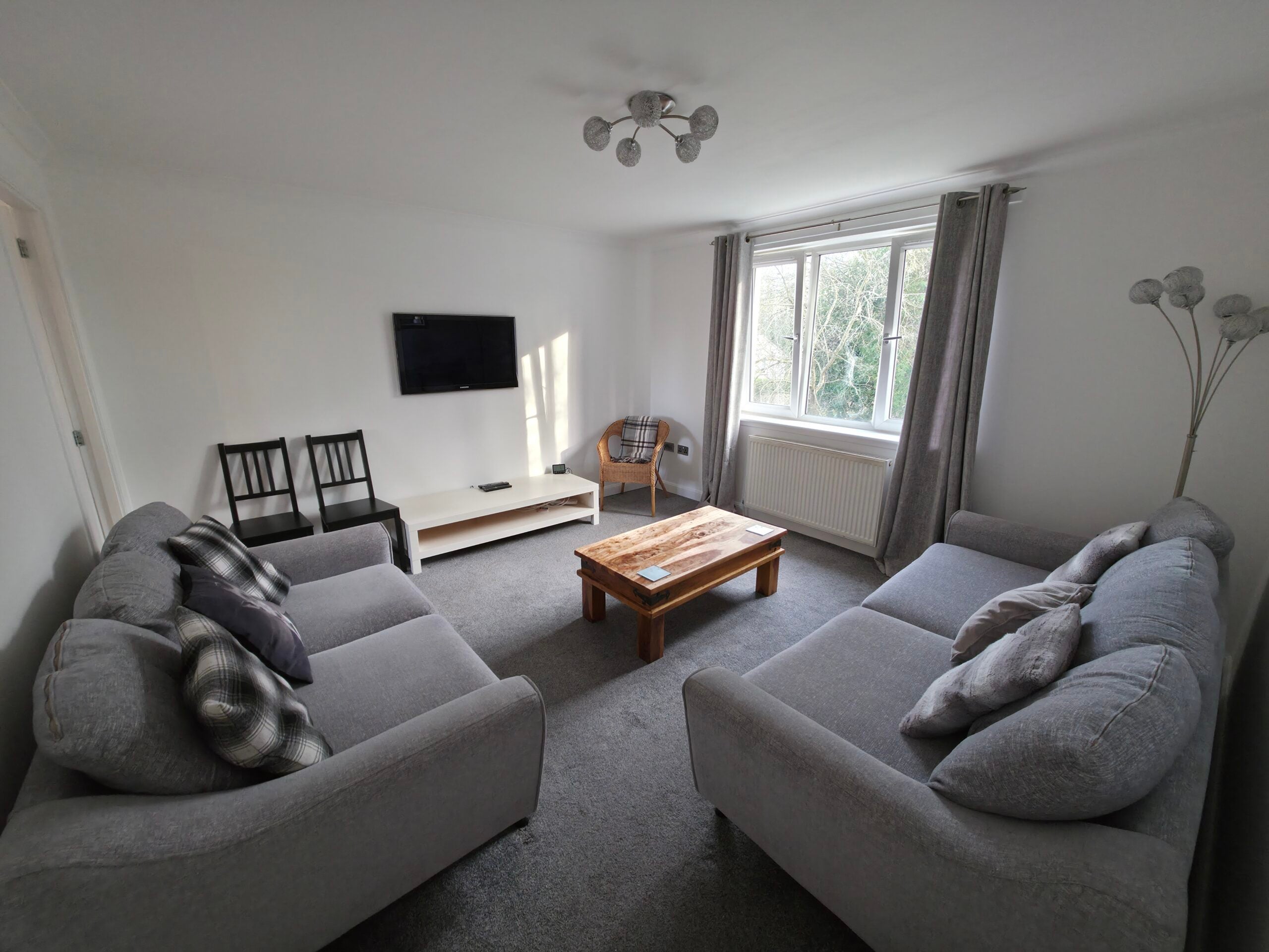 Flat McPhee Court in Hamilton